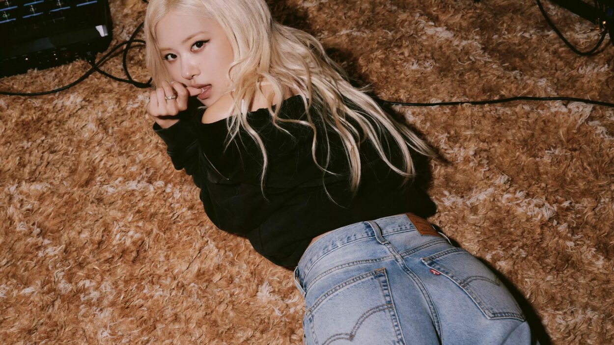 ROSÉ x LEVI’S