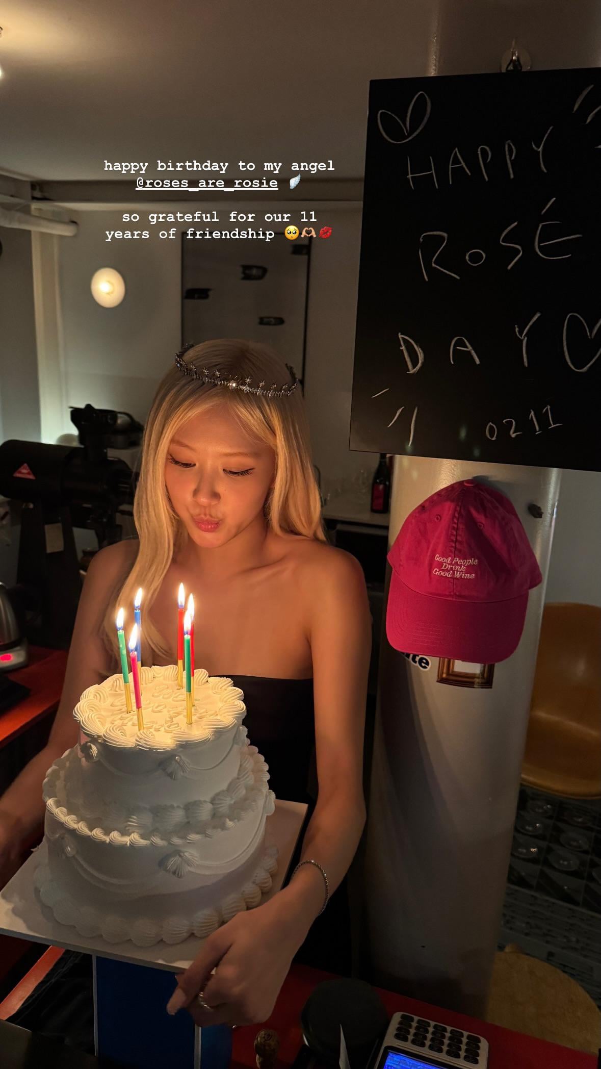 260212 Ashley IG Story Update w/ ROSÉ