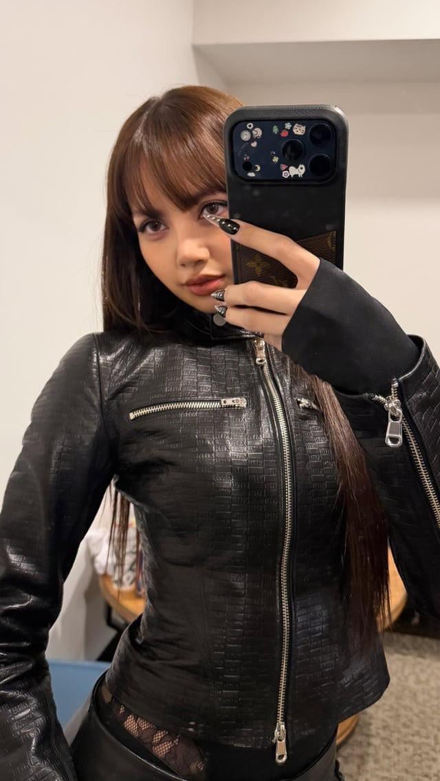 260218 Lisa Instagram Story Update