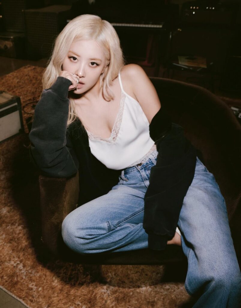 ROSÉ x LEVI’S