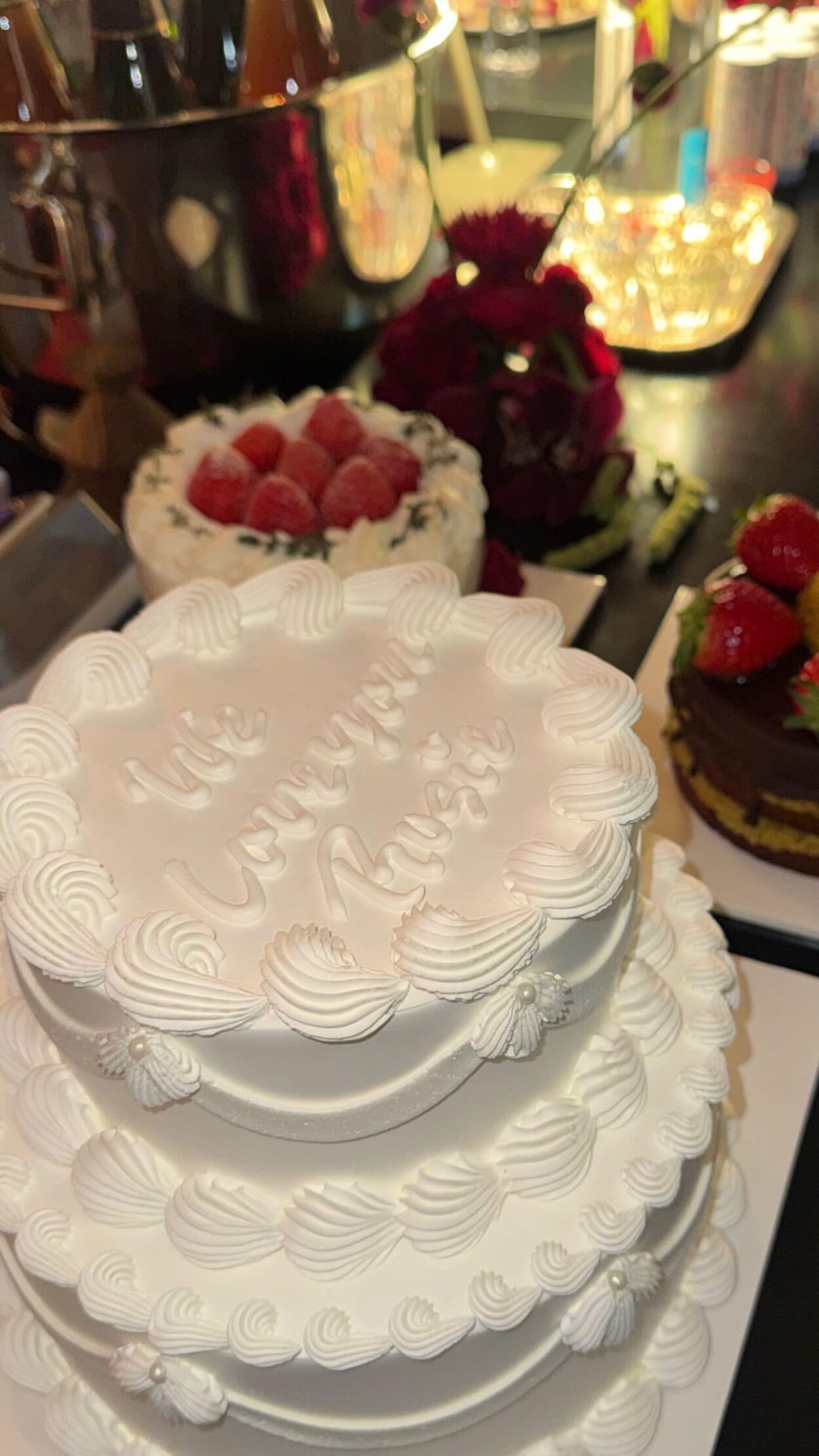 260212 Joan IG Story Update w/ ROSÉ