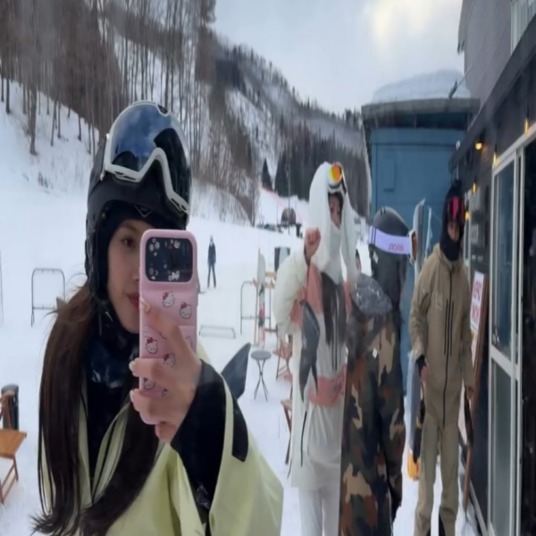 260210 Lisa IG Story Update