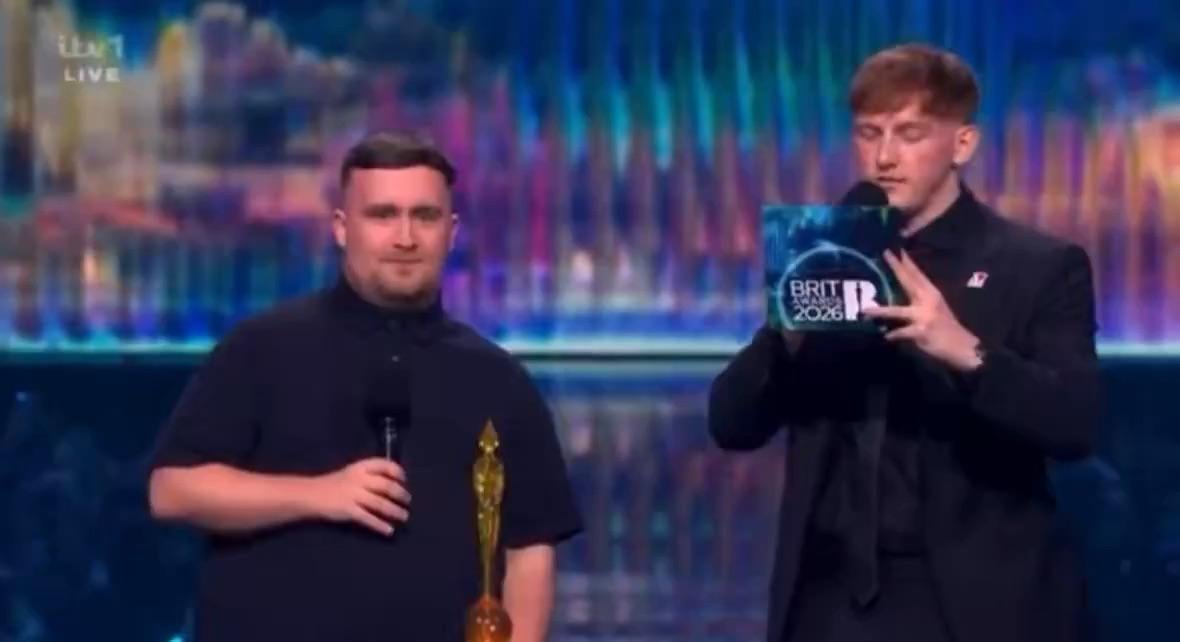 260228 ROSÉ & Bruno Mars - ‘APT.’ wins ‘International Song of The Year’ @ The BRIT Awards 2026!