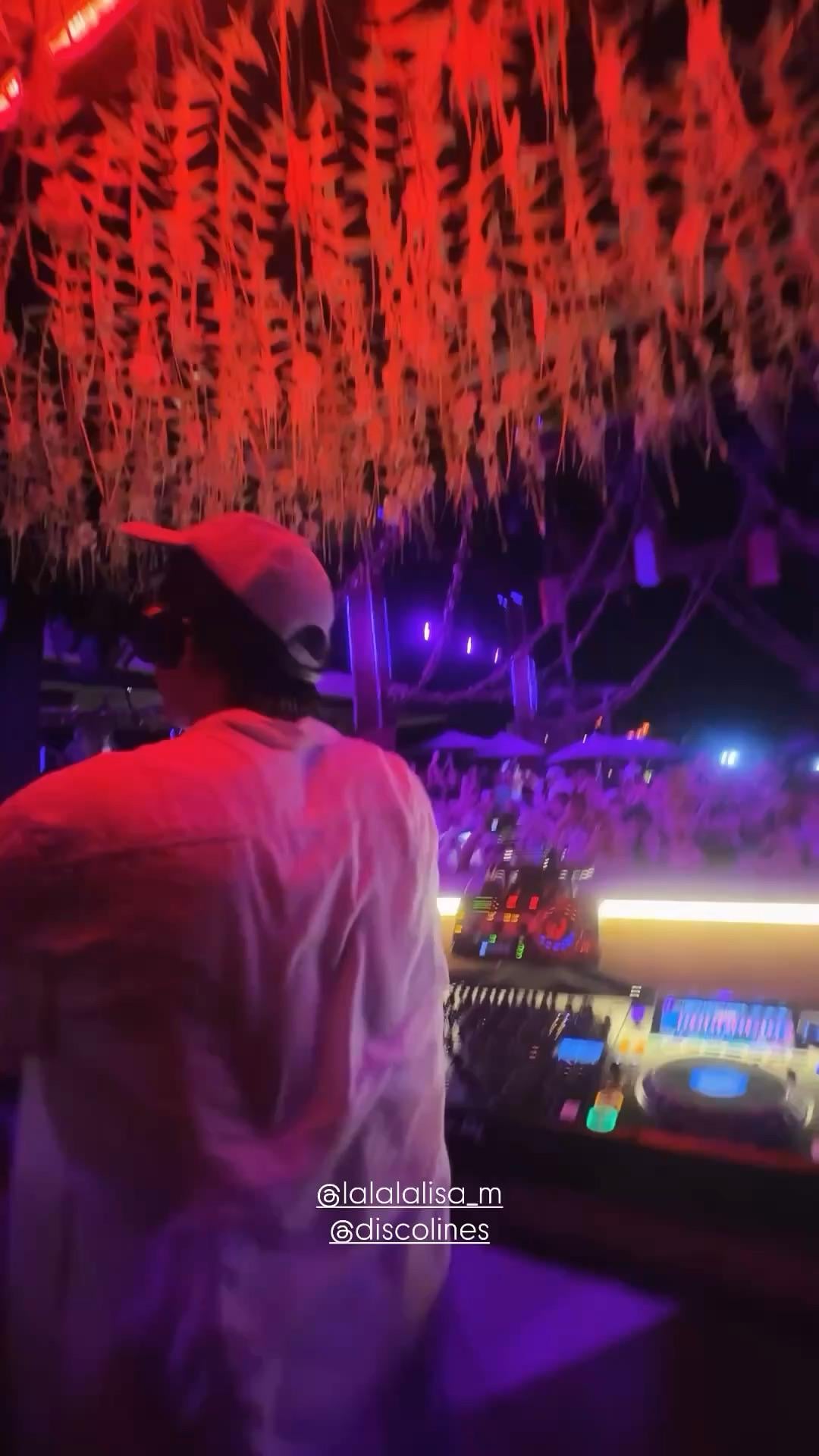 260221 itshannamarieee IG Story Update w/ Lisa & Disco Lines