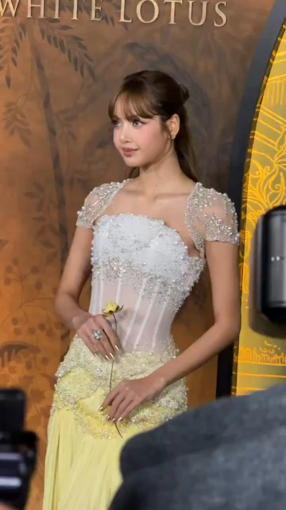 Adorable Lisa