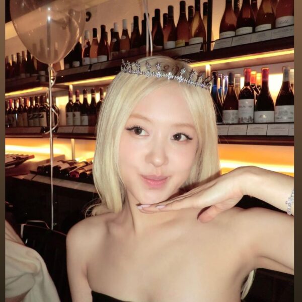 260211 Joan Day IG Story Update w/ ROSÉ