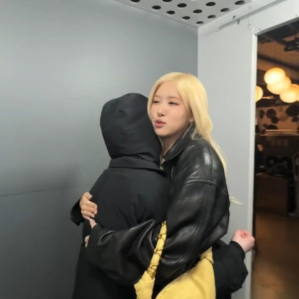 260211 ROSÉ (vampirehollie) IG Update