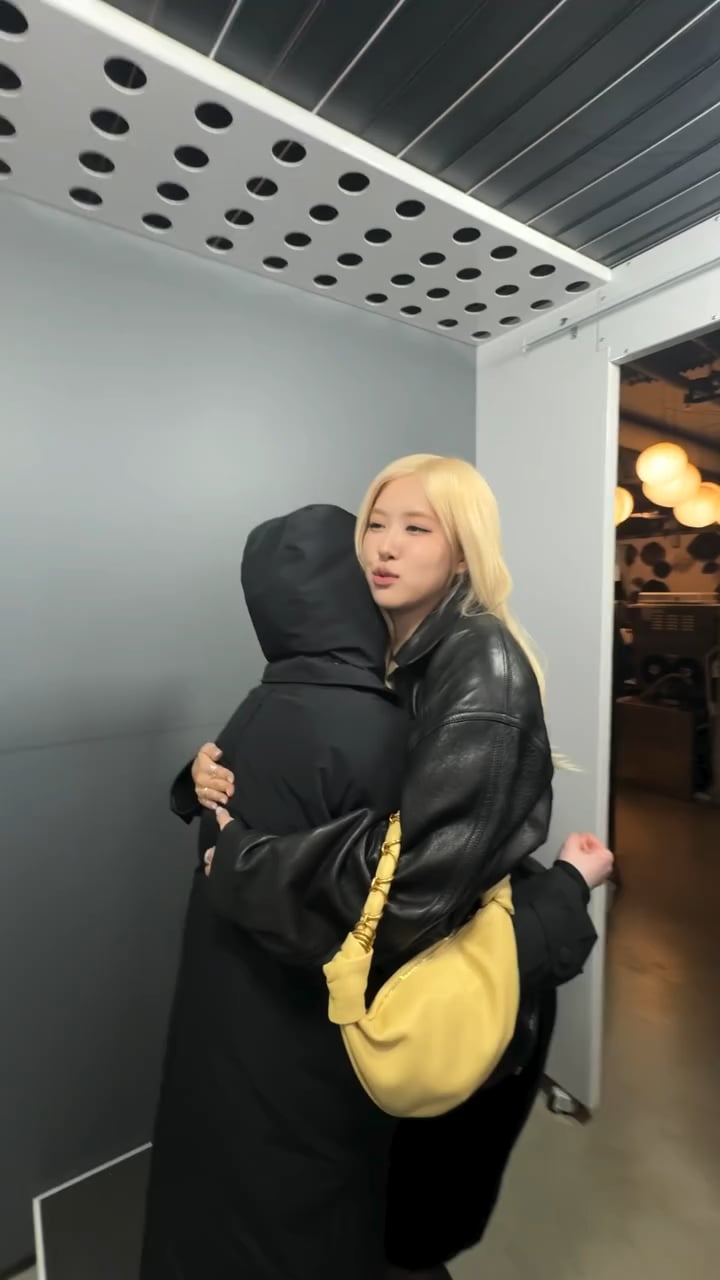 260211 ROSÉ (vampirehollie) IG Update