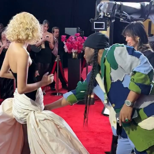 260201 Rosé’s Glambot @ The 68th Annual Grammy Awards Red Carpet