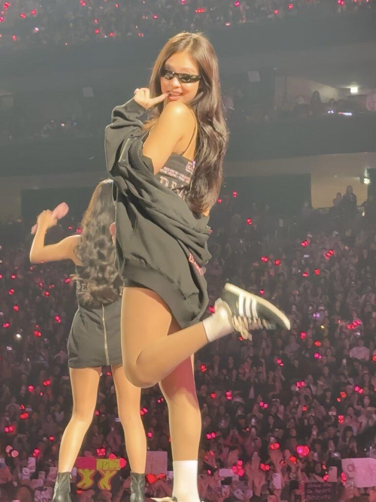 260124  JENNIE at Deadline Concert in HK - Day 1