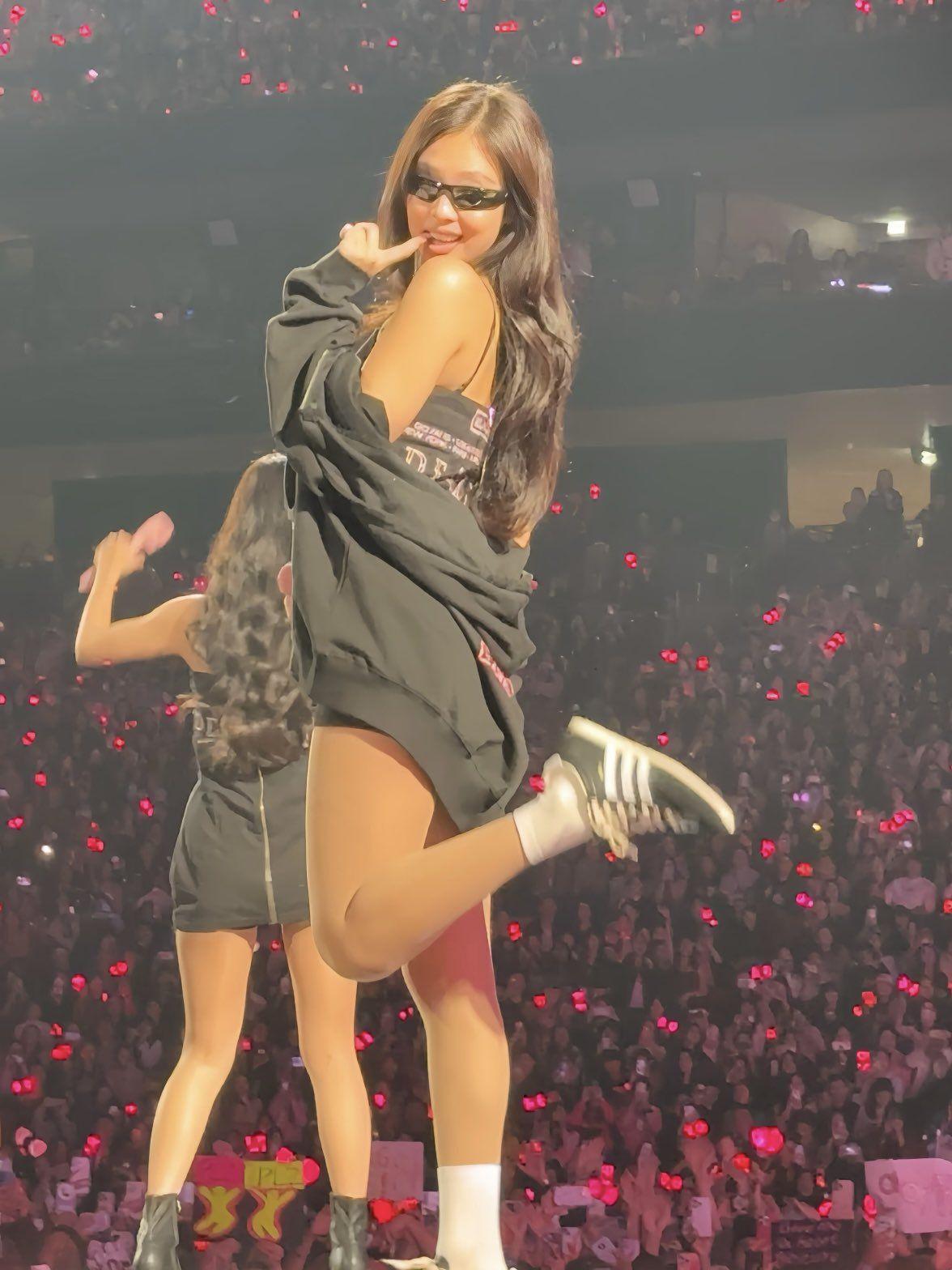 260124  JENNIE at Deadline Concert in HK - Day 1