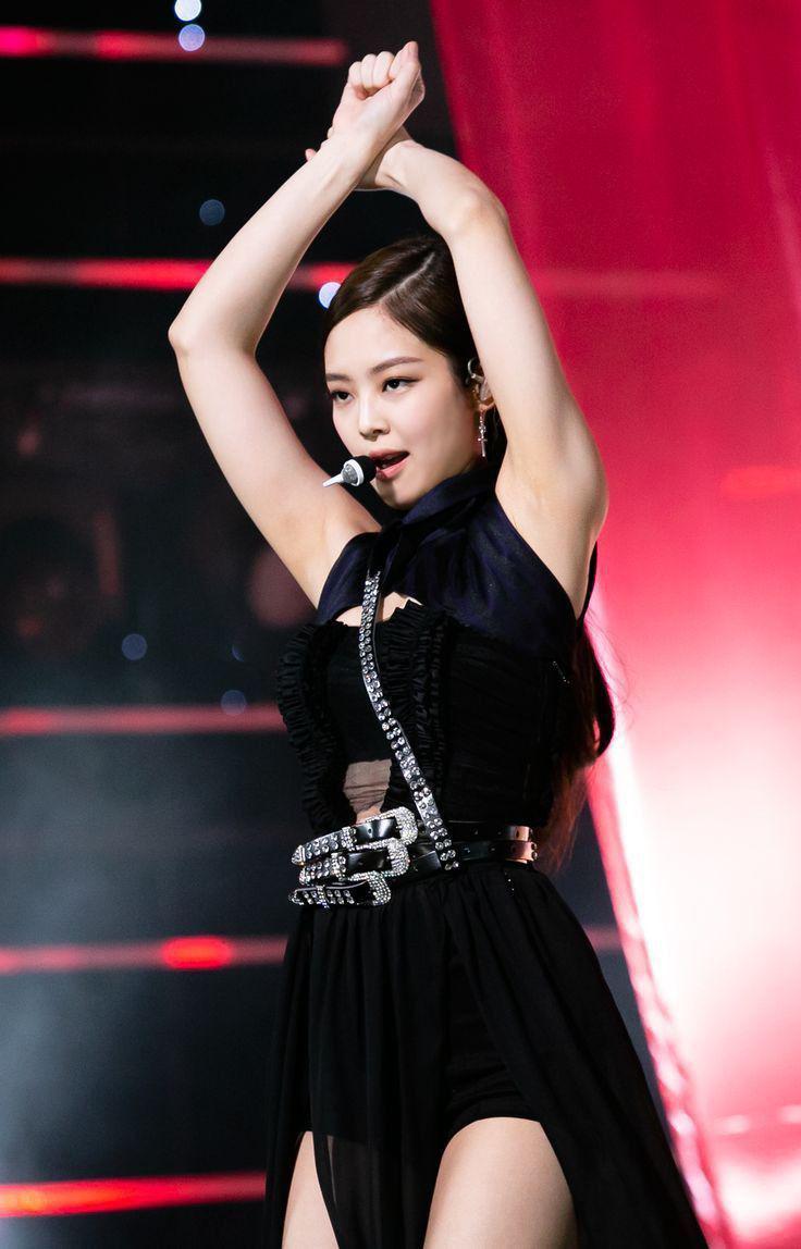 190414  JENNIE AT SBS INKIGAYO