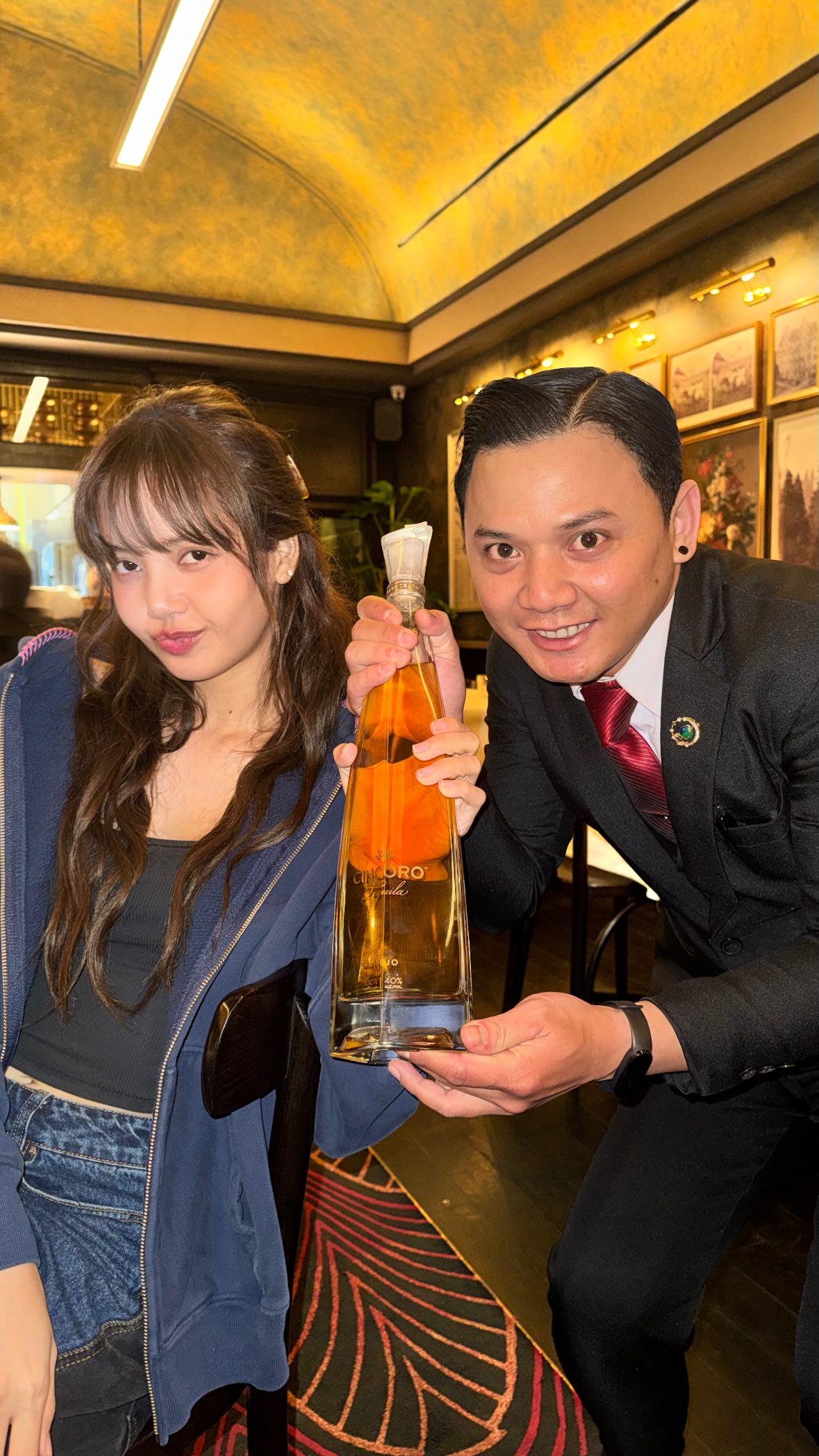 260211 maximbaldry IG Story Update w/ Lisa