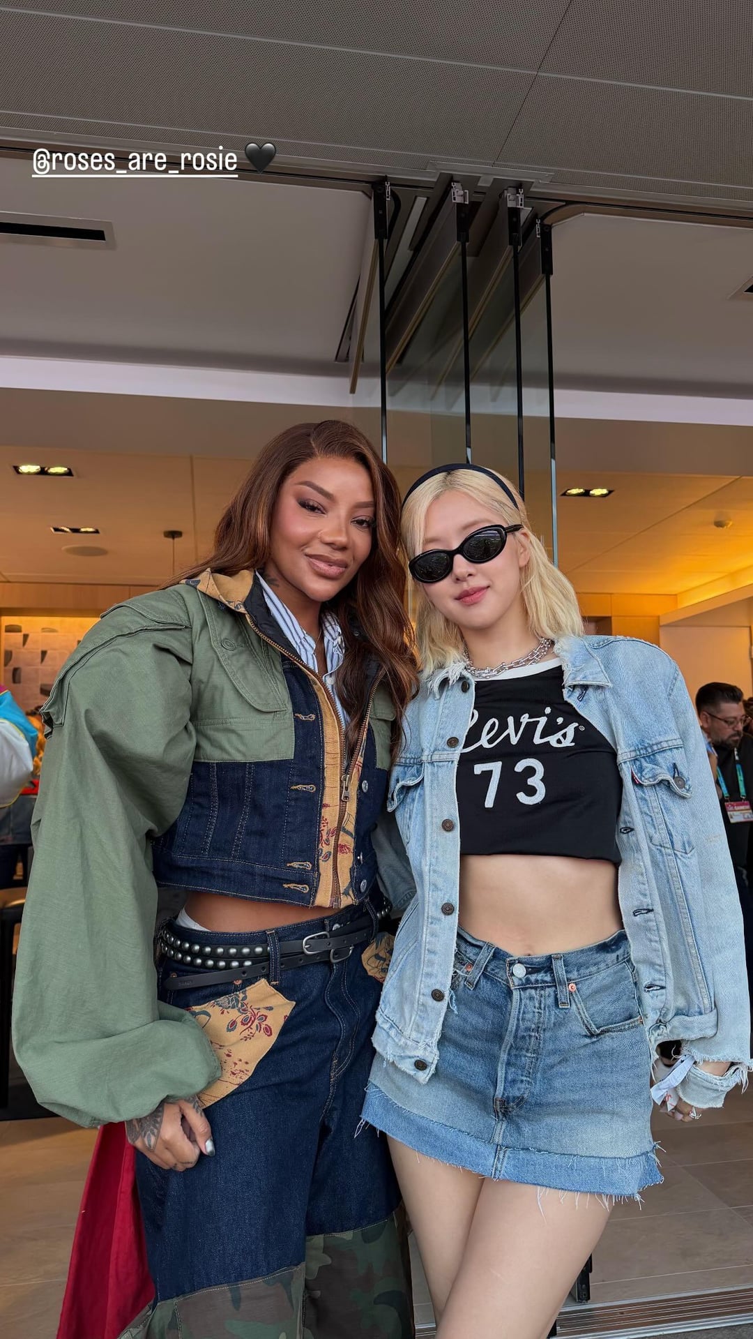 260208 ROSÉ w/ Ludmilla @ the Super Bowl