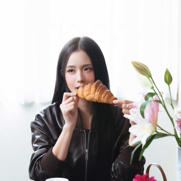 260206 JISOO APP Membership Update | [📸] Self-Portrait SS26 with JISOO