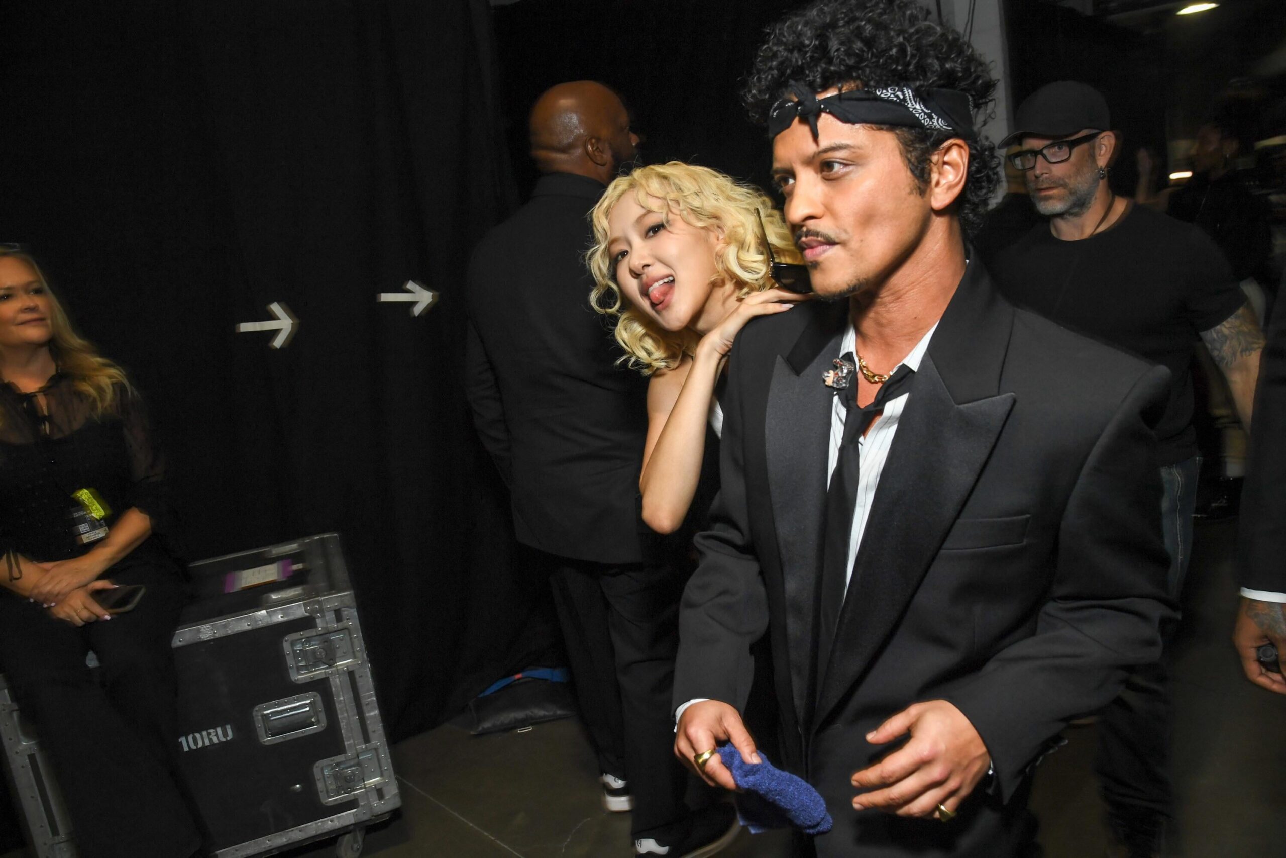260201 ROSÉ w/ Bruno Mars @ The 68th Annual Grammy Awards Backstage