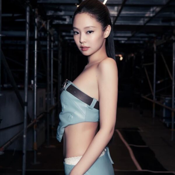 260201 Jennie IG Update 1