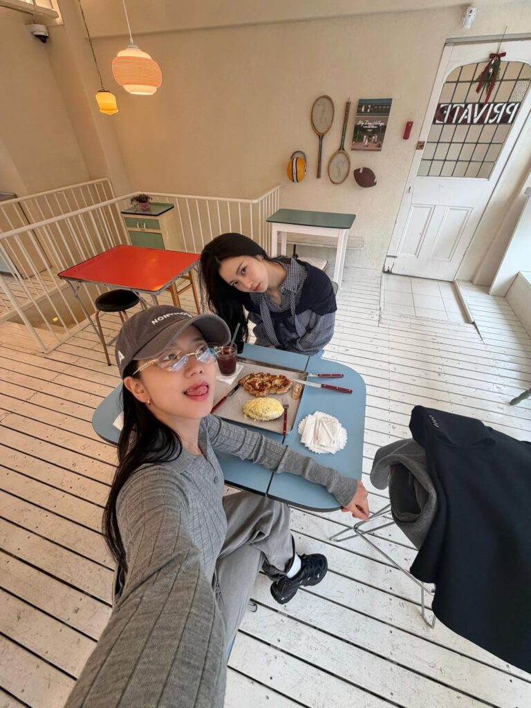 260206 y_ar1492 IG Update w/ Jisoo