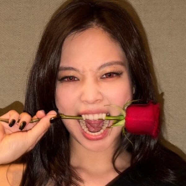 Jennie Instagram Update - 260206