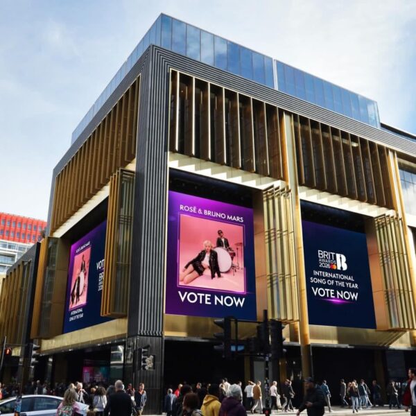 260211 ROSÉ (vampirehollie) IG Update