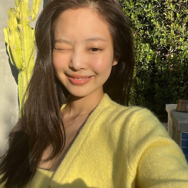 211113 Jennie Instagram Update