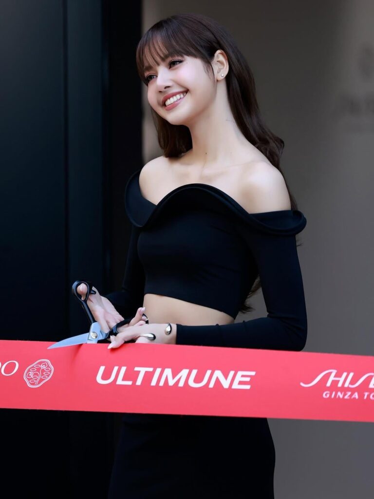 260306 wearelloud IG Update with Lisa