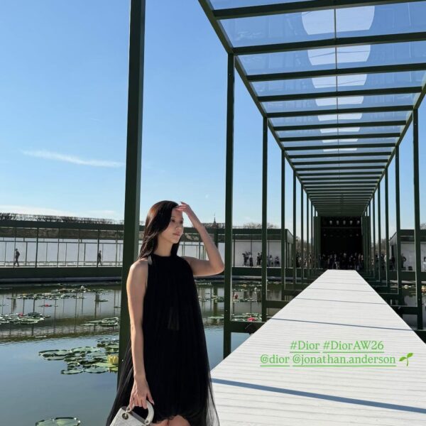 260303 Jisoo IG Story Update