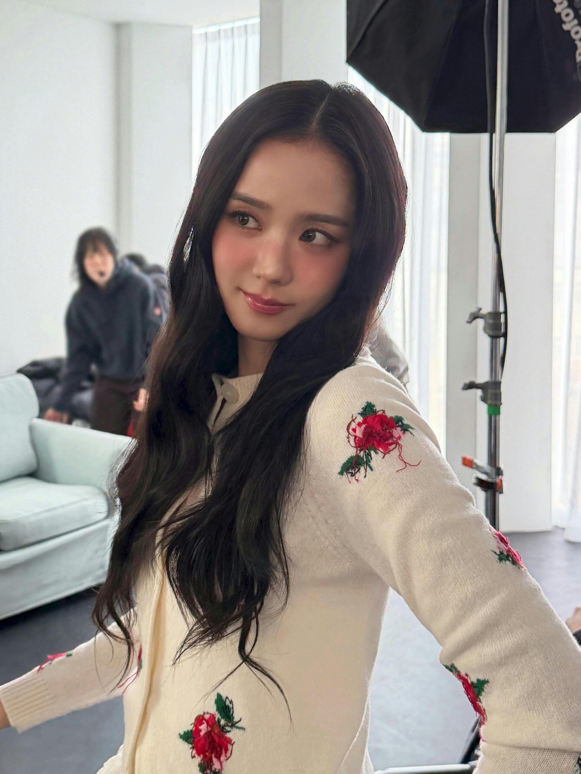 260313 JISOO | Netflix Korea 'Boyfriend on Demand' TikTok Challenge Reward Photo