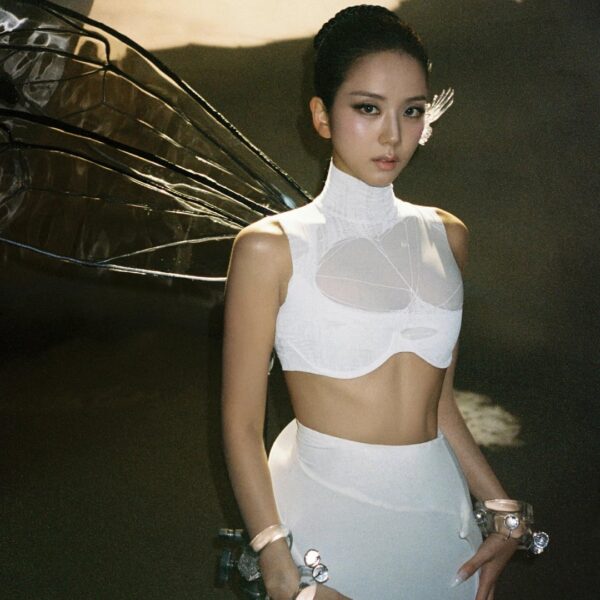 260330 Jisoo Weibo Update