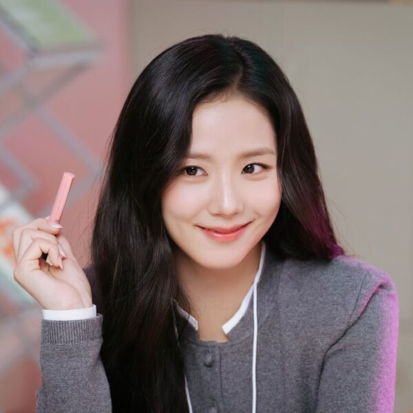 260314 JISOO APP Membership Update | [📸] 'Boyfriend on Demand' Poster & After Party