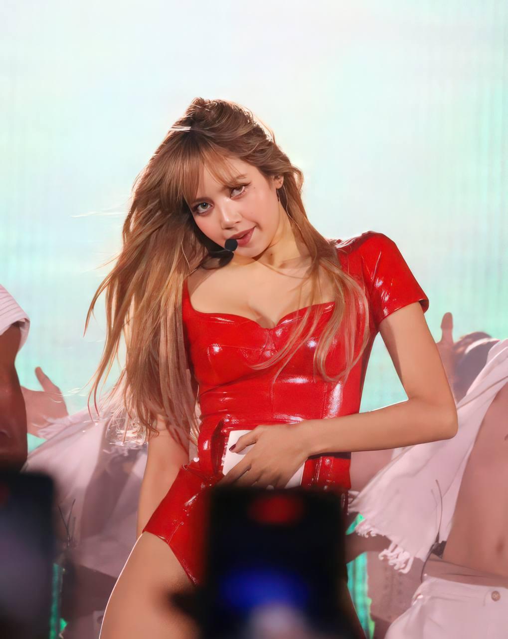 CORPORATE WHORE (Sex story of Lisa, in the caption)