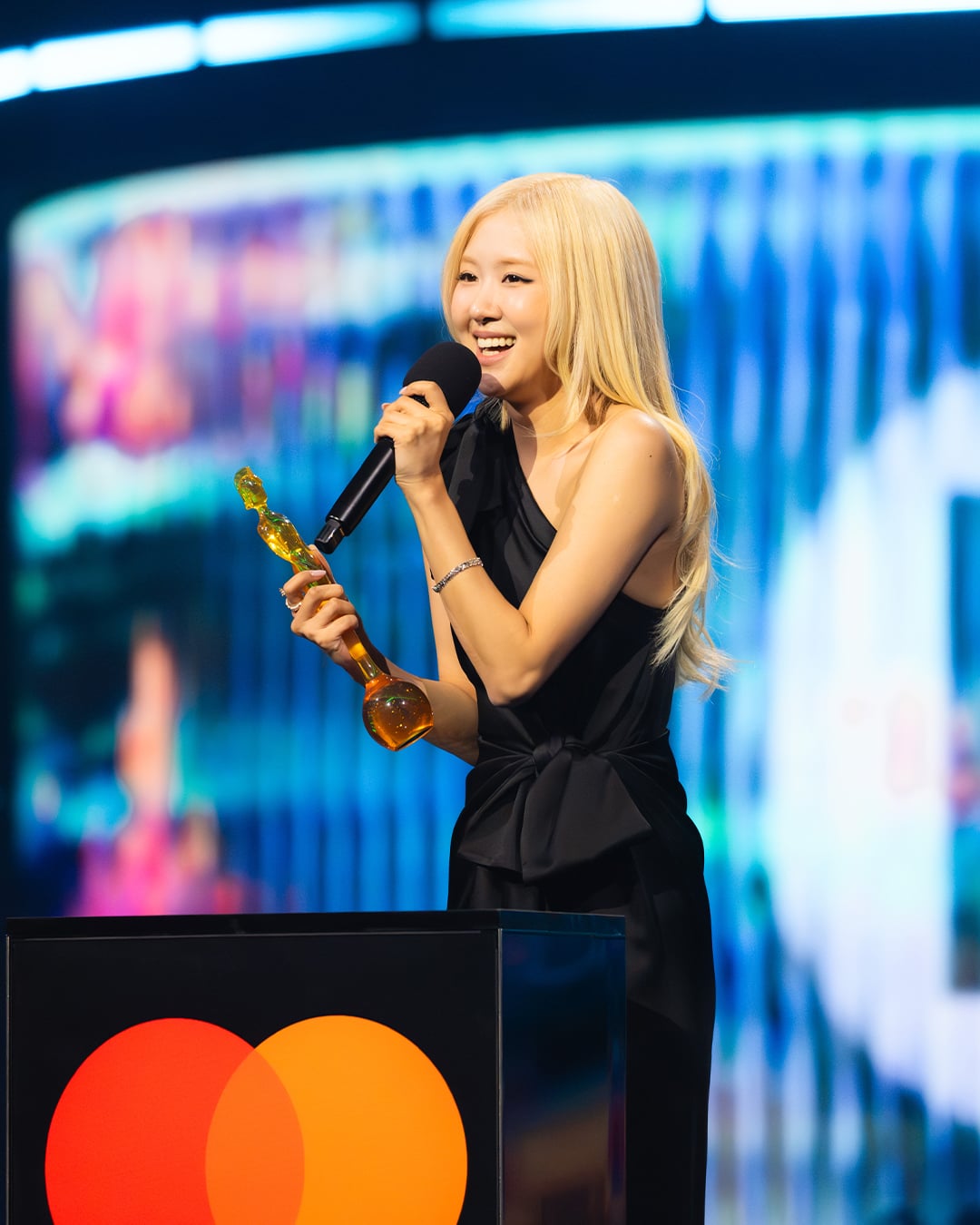 260308 brits IG Update w/ Rosé