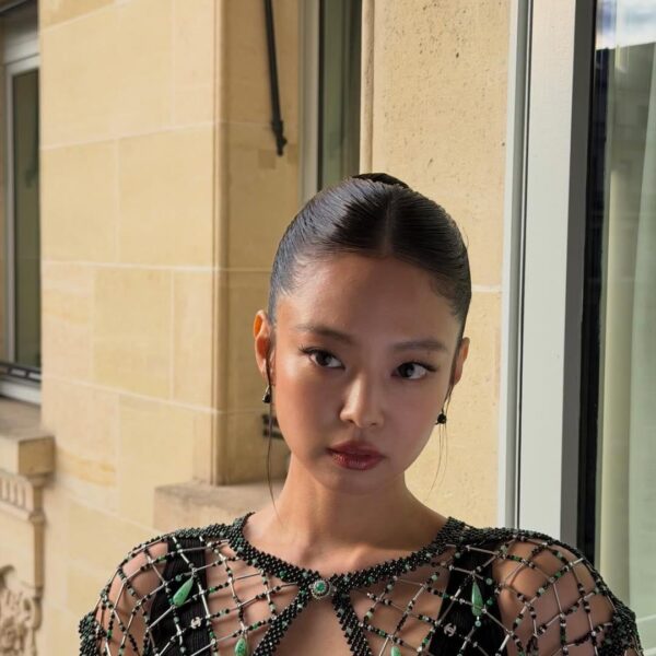 260310 Jennie IG Post