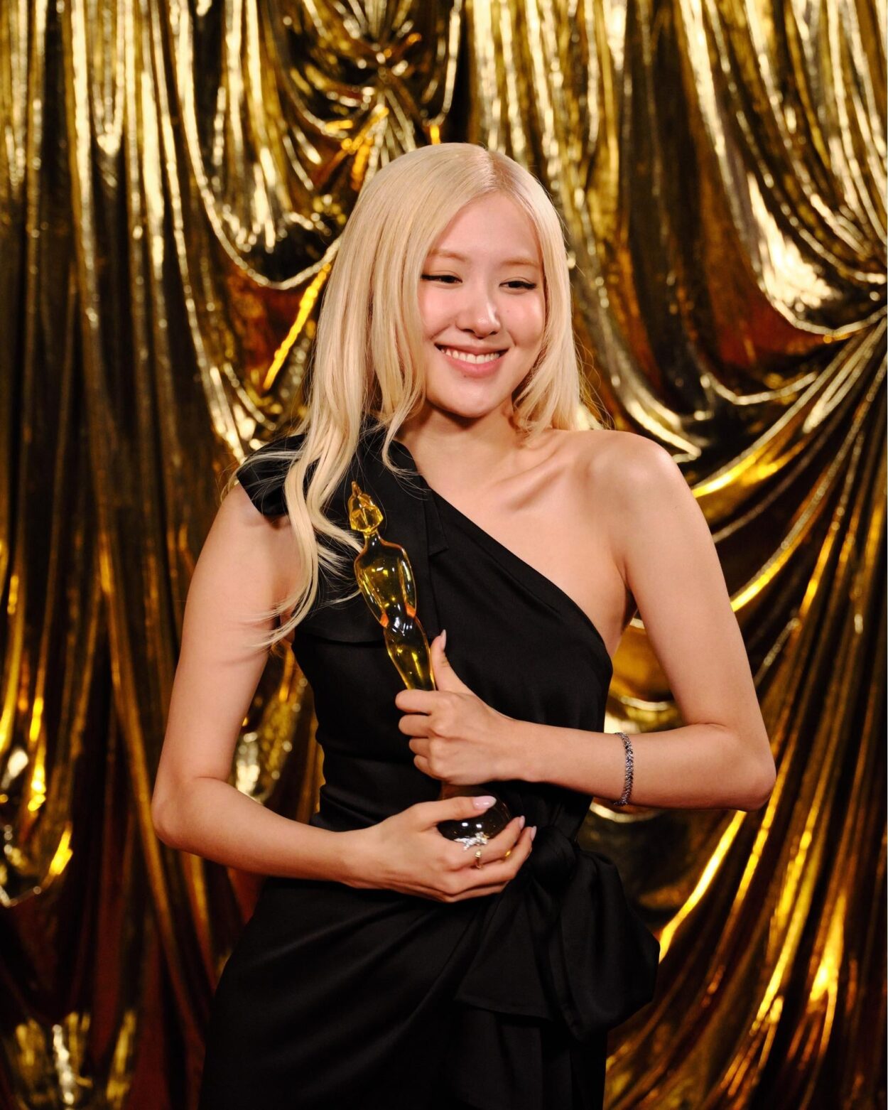 260301 brits IG Update w/ Rosé