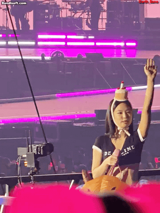 260122 JENNIE performing live at BLACKPINK “DEADLINE” World Tour at Tokyo Dome in Tokyo, Japan [DAY 1]