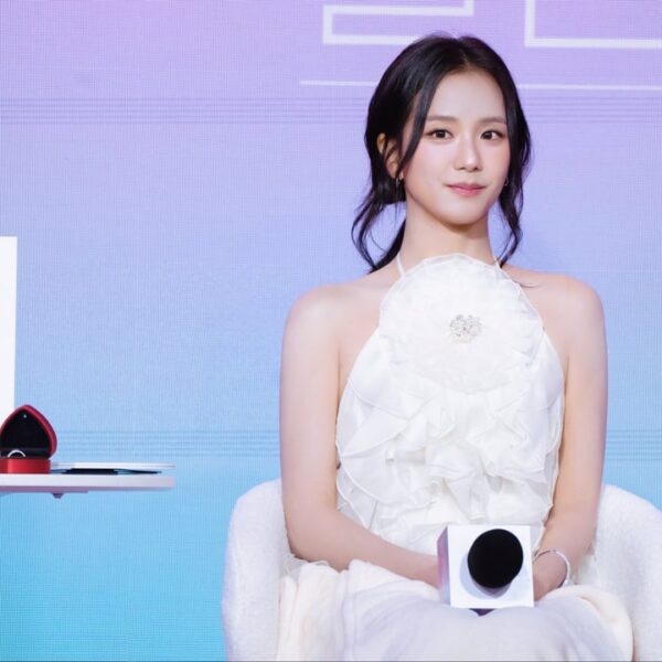 260310 Jisoo (BLISSOO) X Update