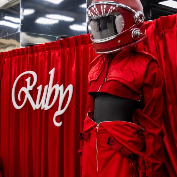 260305 JENNIE – ‘Ruby’ 1st Anniversary POP UP ’A YEAR IN RUBY‘ OPEN!