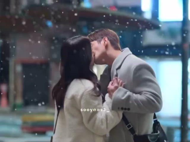 Jisoo kissing compilation from her new series