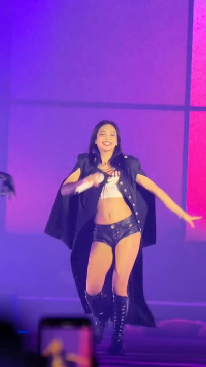 260325 Jennie COMPLEXCON