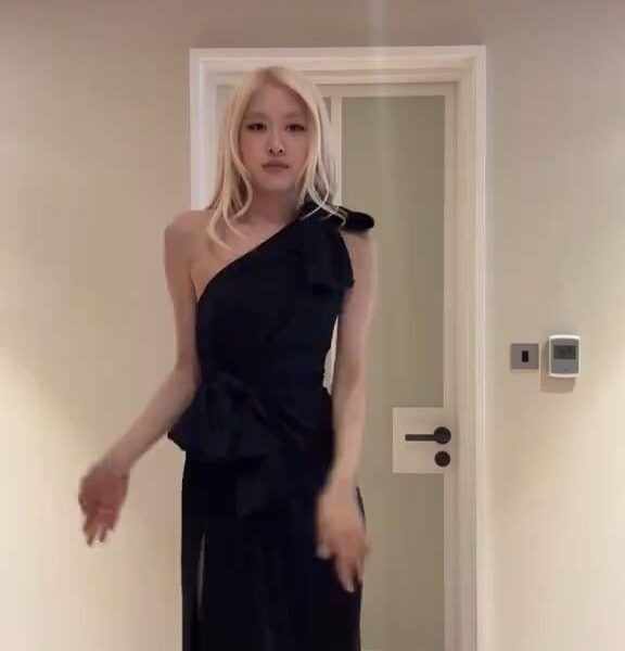 260302 Rosé TikTok Update