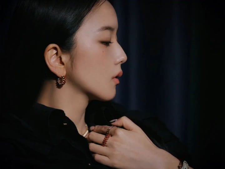 260301 Jisoo for Esquire Korea <The Big Black Book> Special Edition Issue