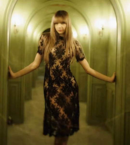 260327 poolookoooooooo IG Update w/ Lisa