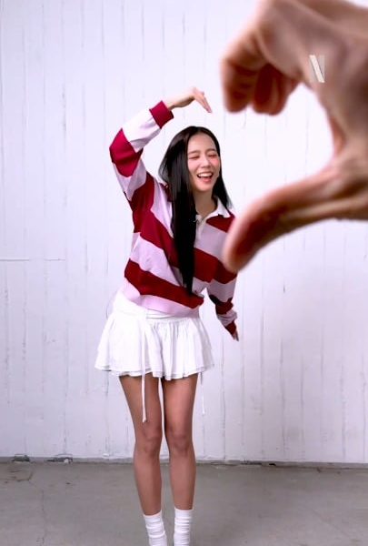 260318 Jisoo w/ Seo Inguk for 'Boyfriend on Demand' | Couple Wallpaper