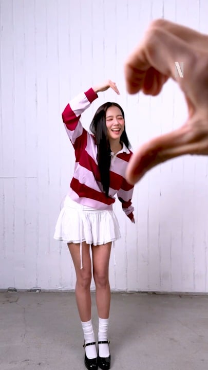 260318 Jisoo w/ Seo Inguk for 'Boyfriend on Demand' | Couple Wallpaper