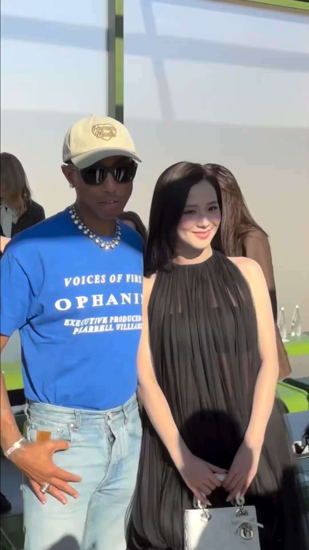 260303 Jisoo w/ Pharrell Williams @ DIOR Paris Fashion Week