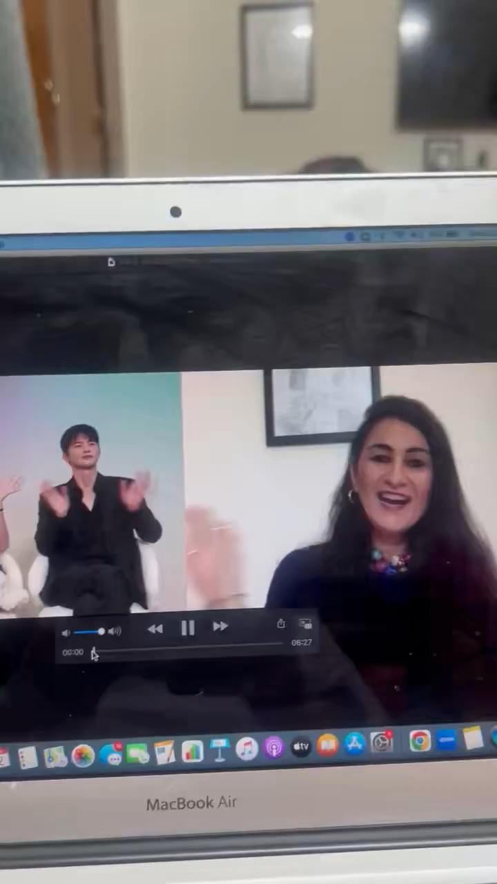 260302 talwar_puja X Update w/ Jisoo & Seo Inguk