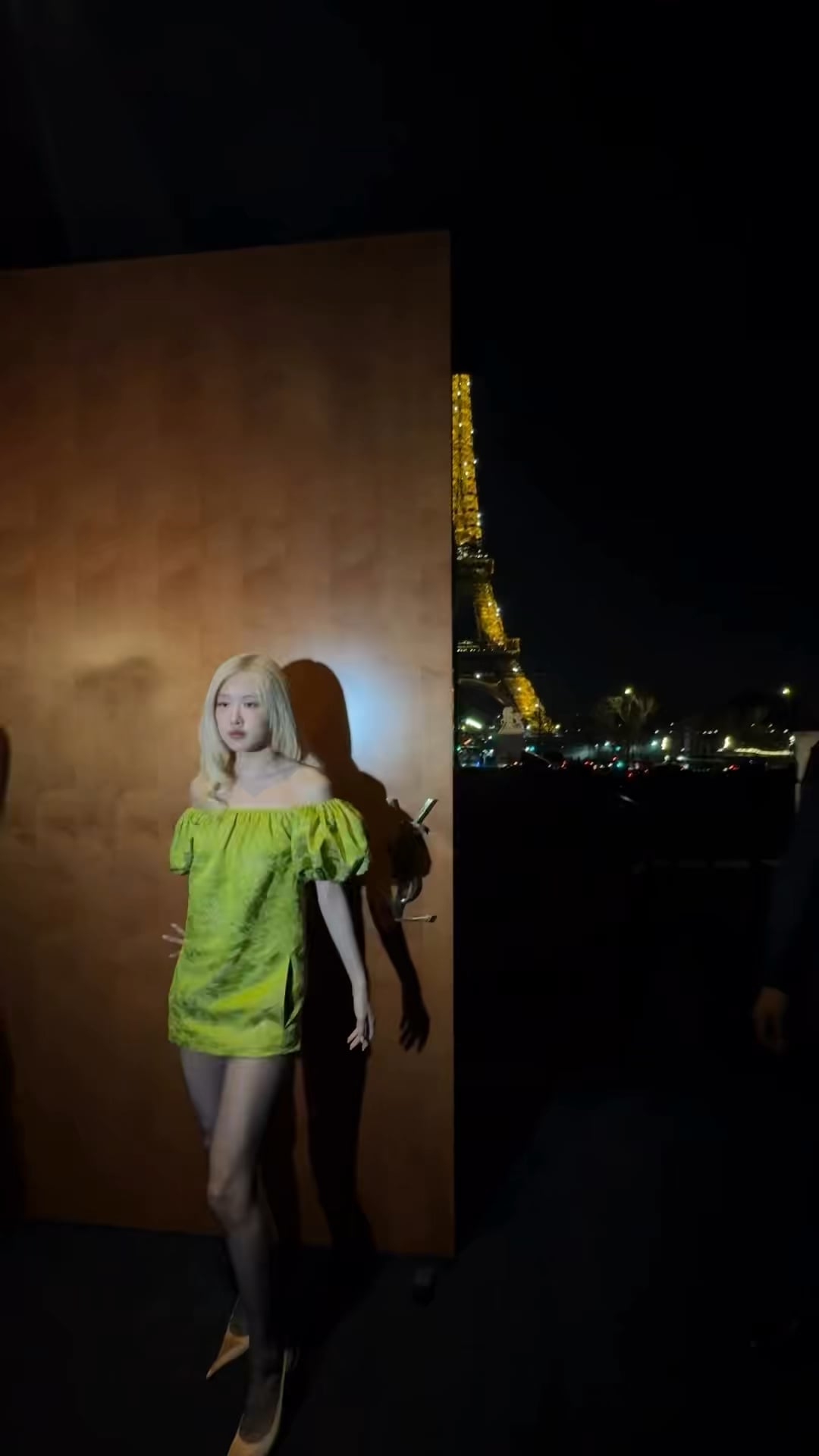 260304 ROSÉ (vampirehollie) IG Update