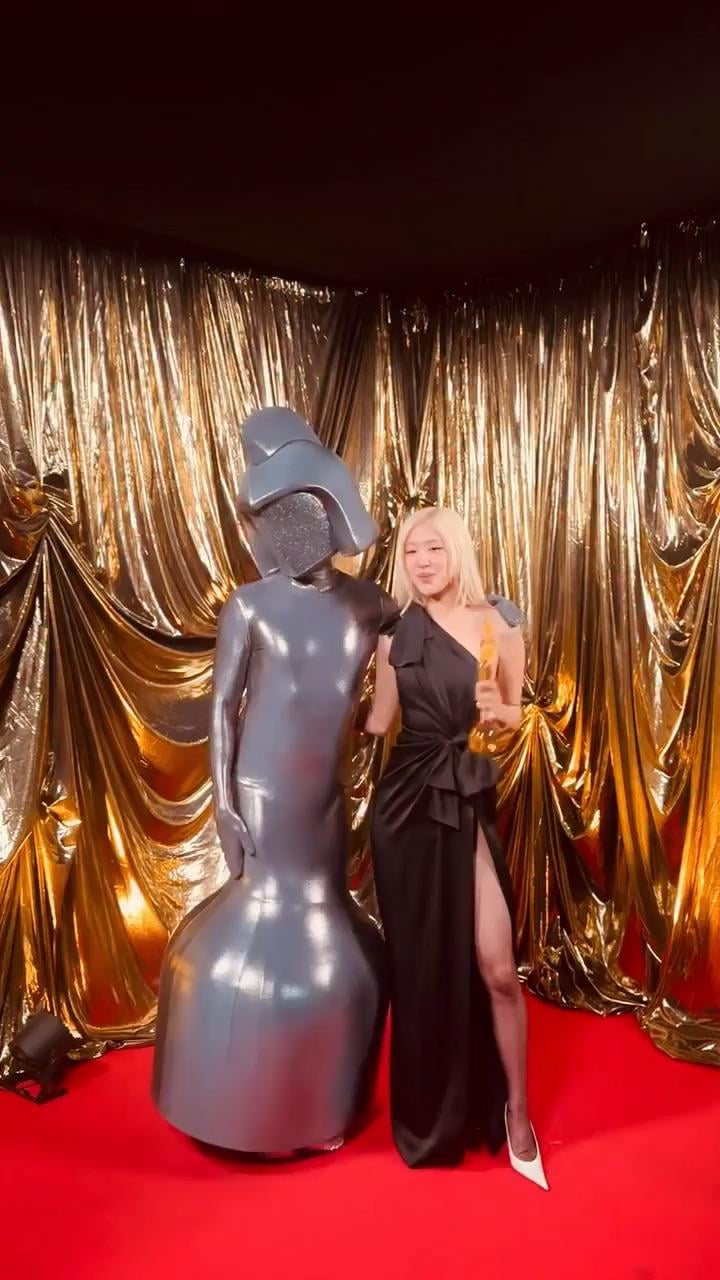 260302 Rosé IG Update