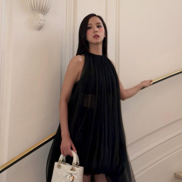 260303 Jisoo IG Update