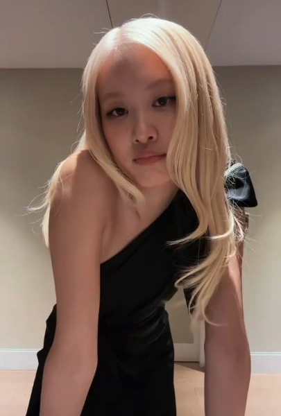 260301 Rosé TikTok Update